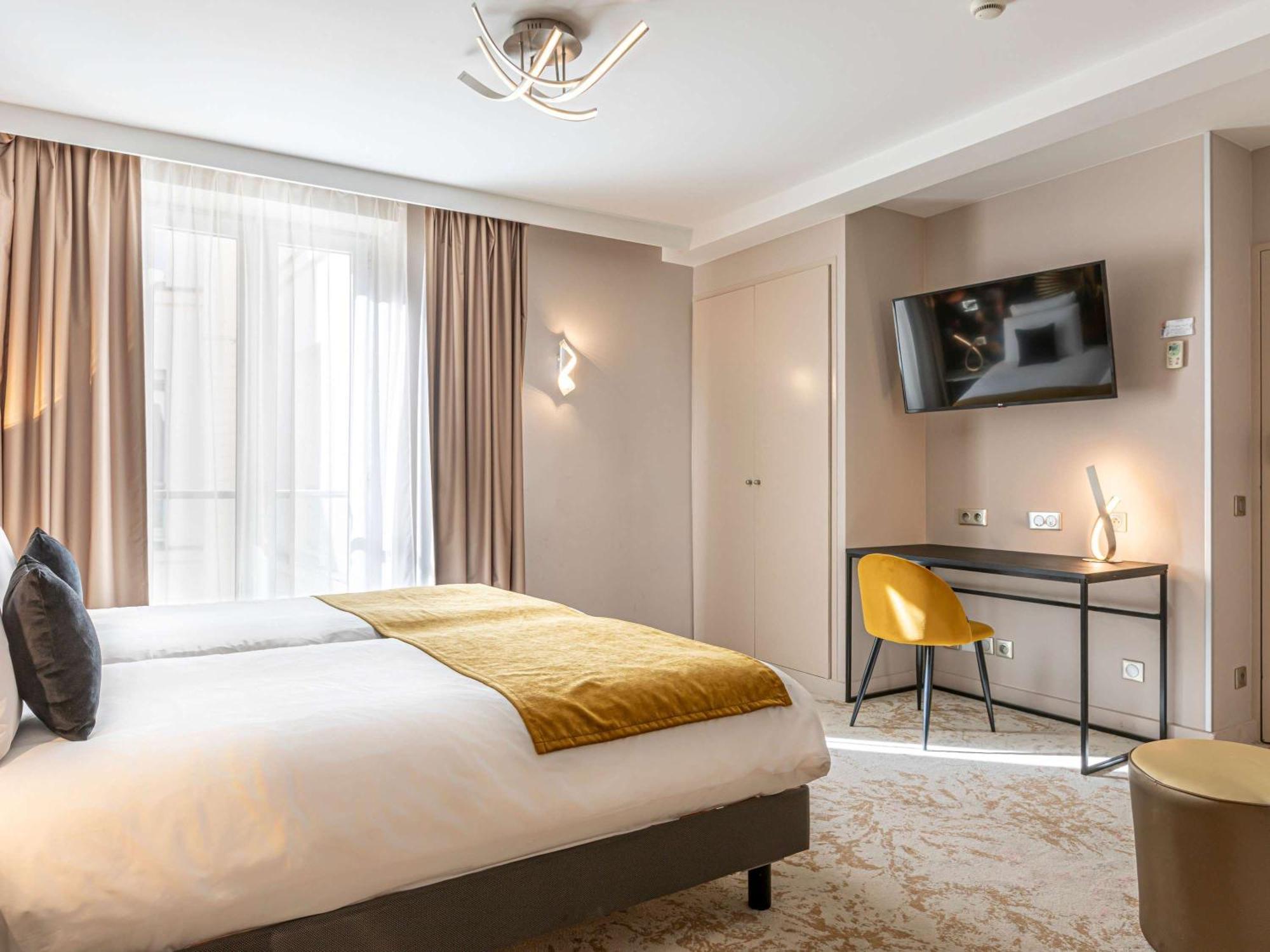 Mercure Paris Place D'Italie Exterior foto